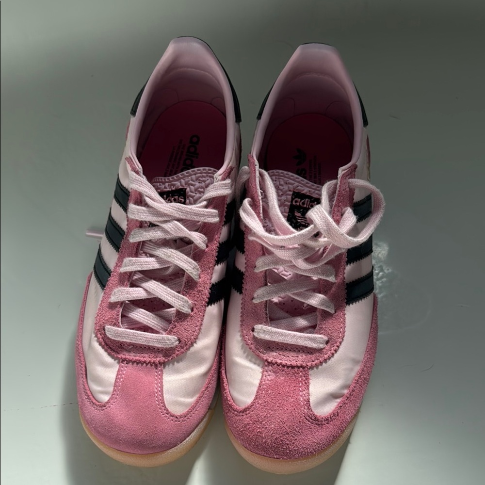 Adidas Women's Pink Sneakers